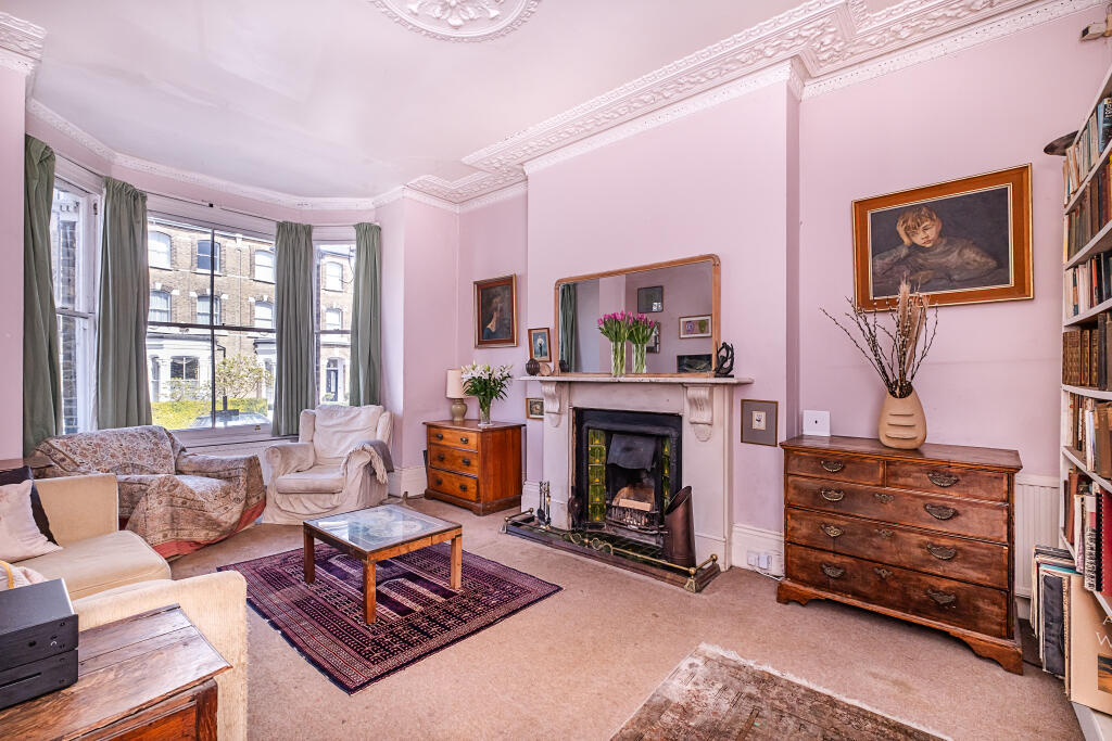 House in London - View 3