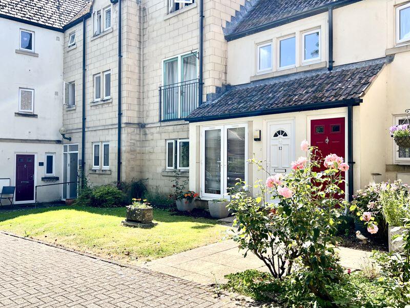 1-bed flat on Horsebrook, Calne, £142,000