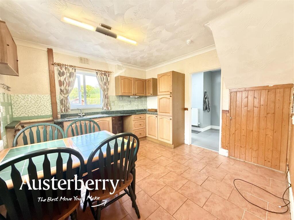 House in Stoke-on-Trent - View 5