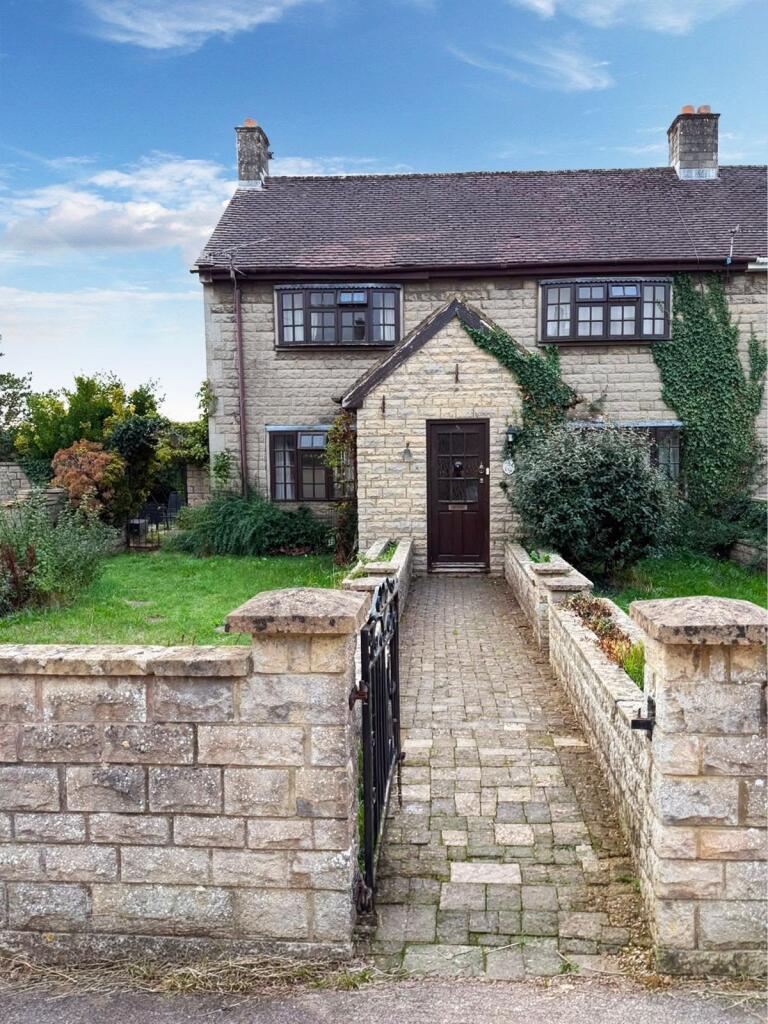 Main image of property: Derriads Green 