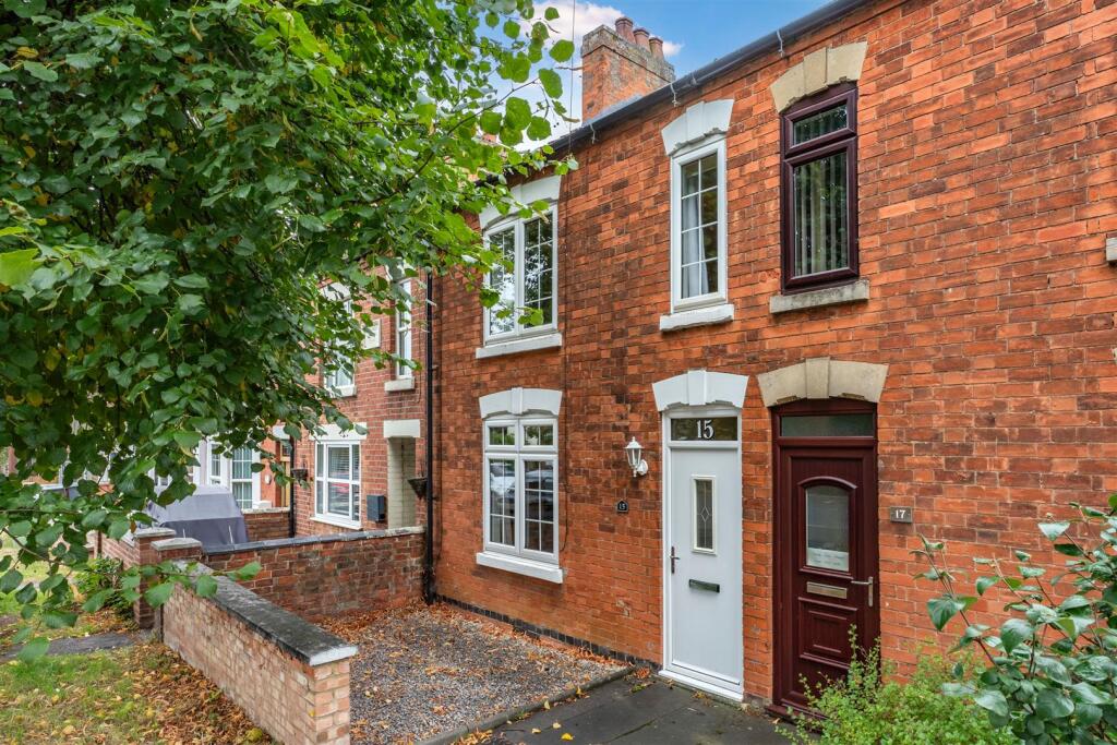 Main image of property: NN9 - Irthlingborough Road, Finedon, Wellingborough