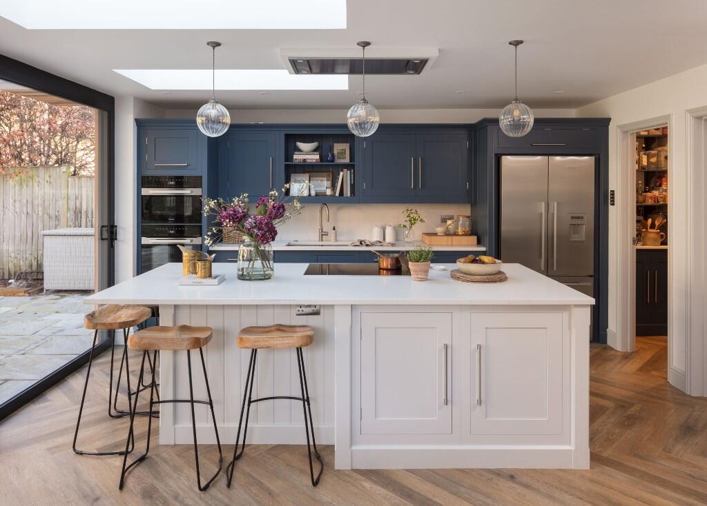 Main image of property: Chipperfield, WD4