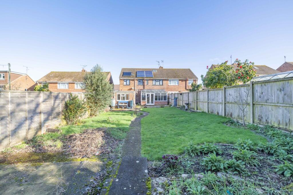 Highfield Road, Willesborough, Ashford, Kent, TN24 photo 4