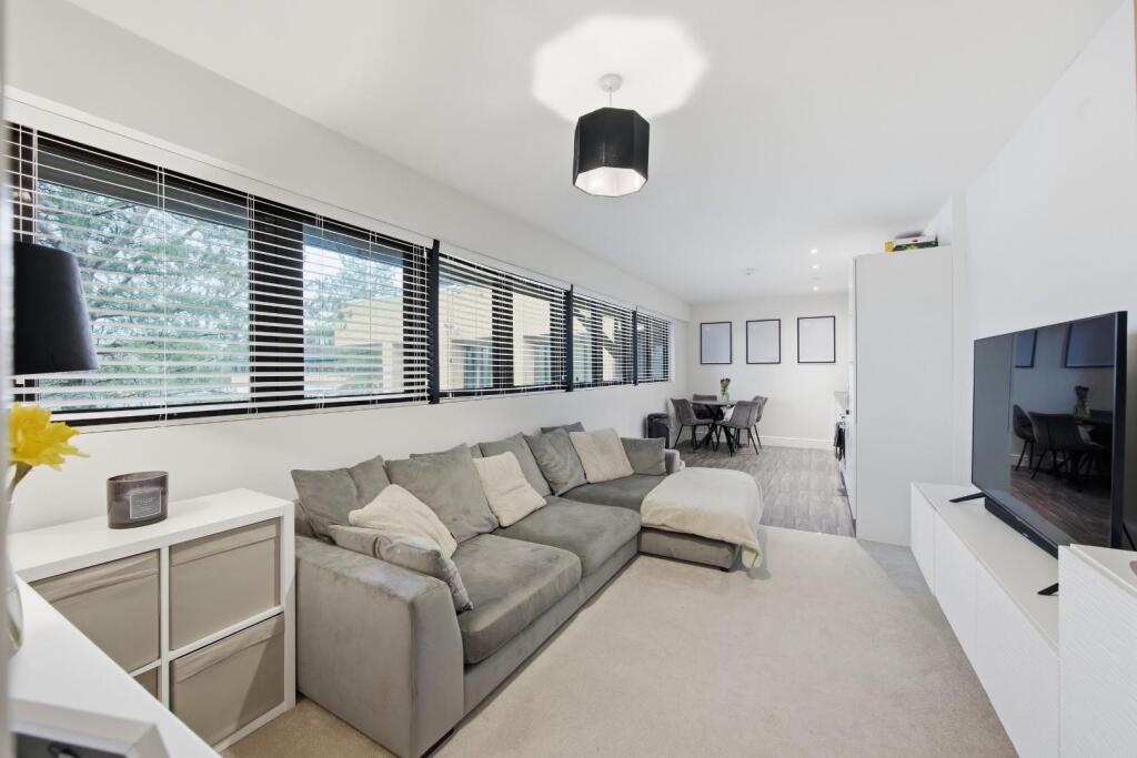 Apartment in Bristol, Bishopsworth - View 3