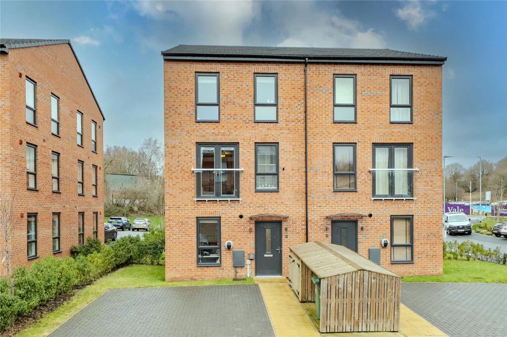 Main image of property: Copper Beech Court, Leeds, West Yorkshire