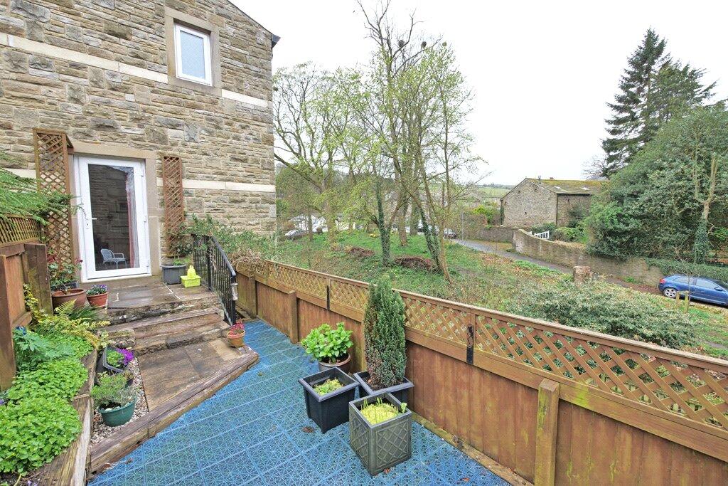 6 Townley Mews, Carleton, BD23 3EF - View 2