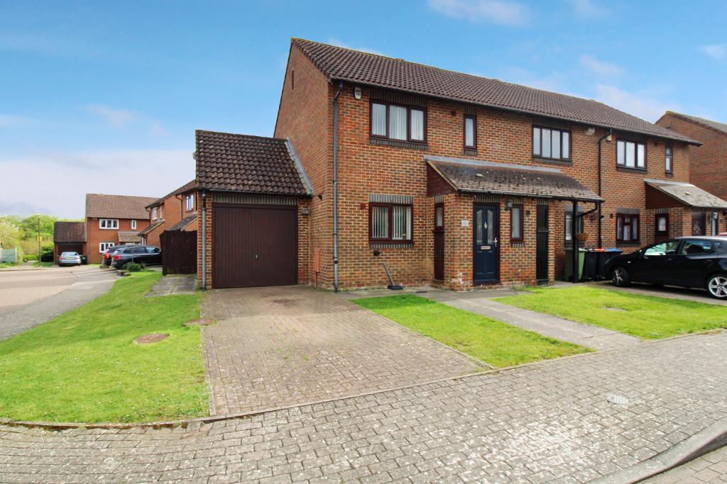 Main image of property: Hartdames, Shenley Brook End, Milton Keynes, Buckinghamshire, MK5 7HP