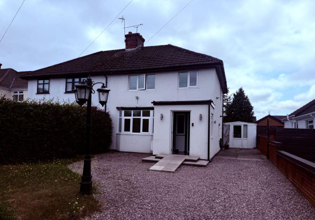 Main image of property: 44 Church Lane, Great Sutton, Ellesmere Port, Merseyside, CH66 4RF