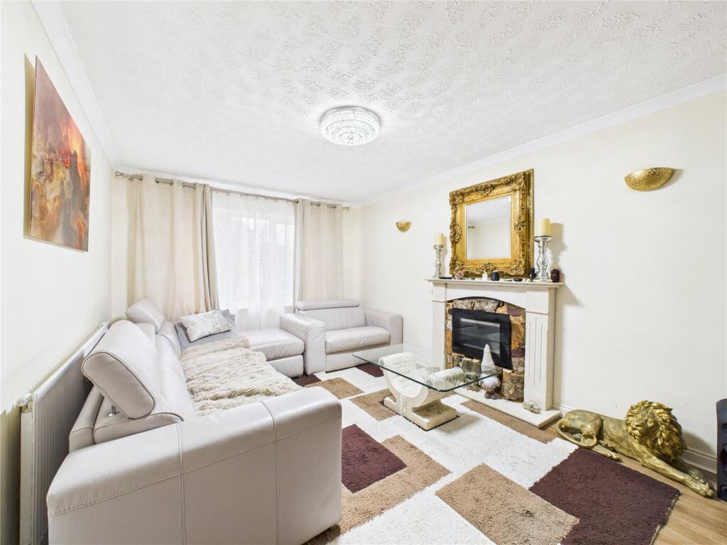 Main image of property: Cade Close, Kingswood, Bristol, BS15