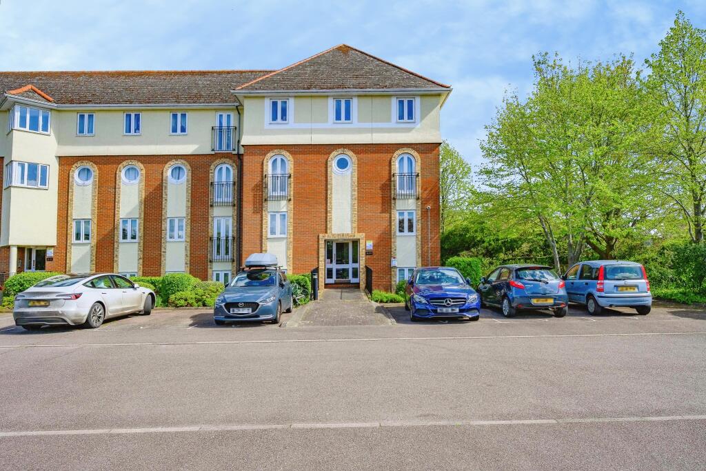 Main image of property: Walsingham Close, Hatfield, AL10