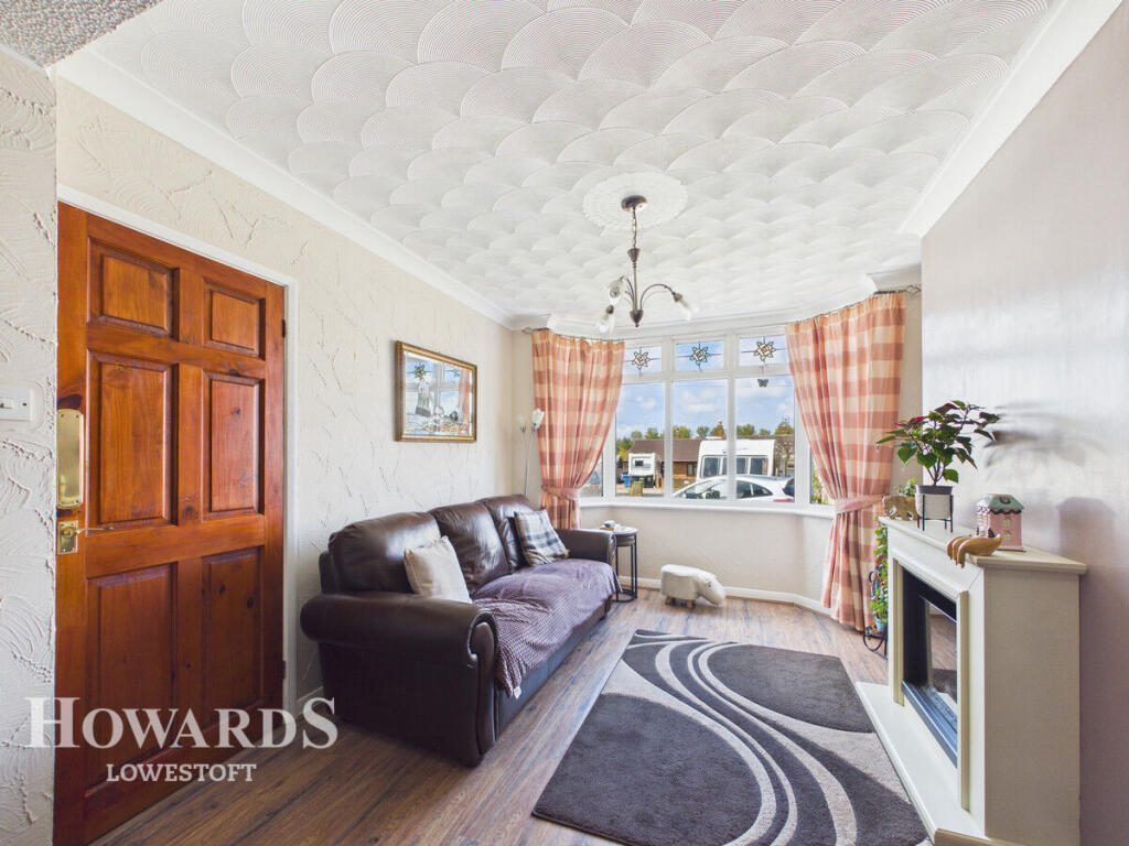 Beccles Road, Carlton Colville - View 3