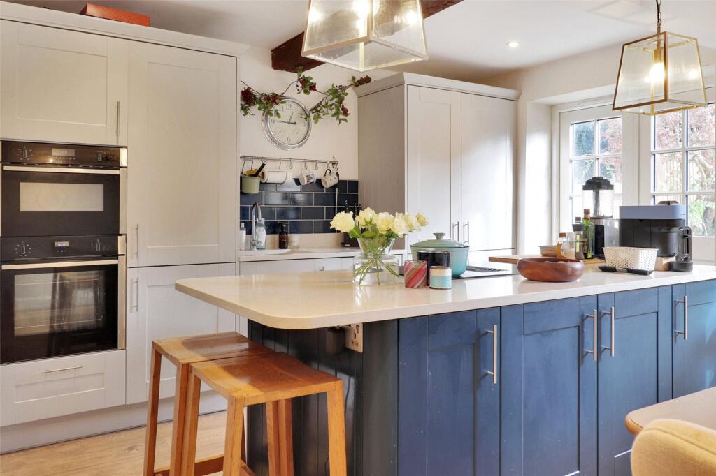House in Canterbury - View 4