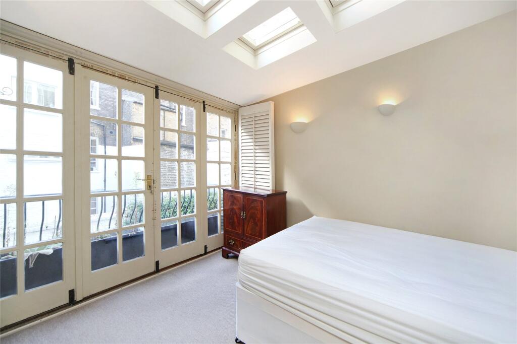 Apartment in London, City of Westminster - View 3