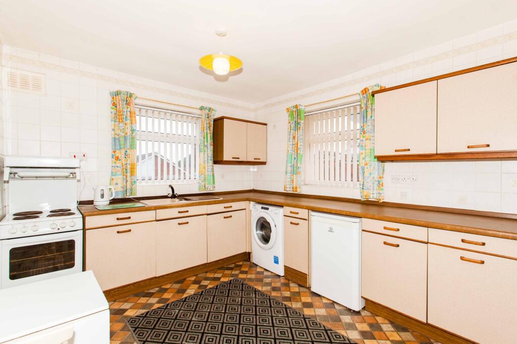 Hillsway, Shirebrook, NG20 - View 6