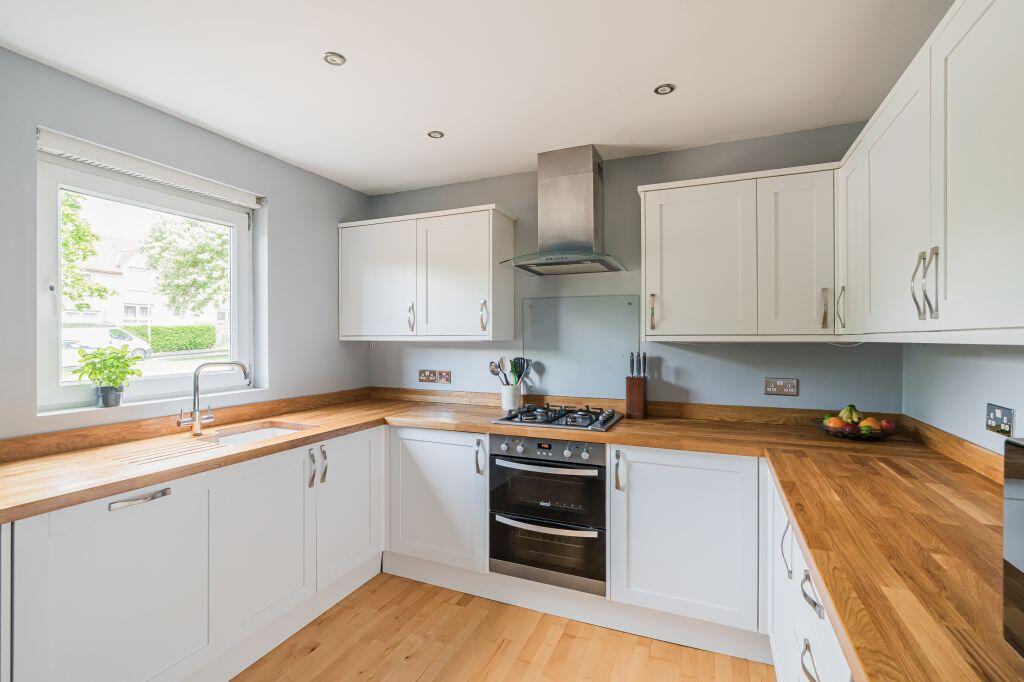 House in Edinburgh, Clermiston - View 5