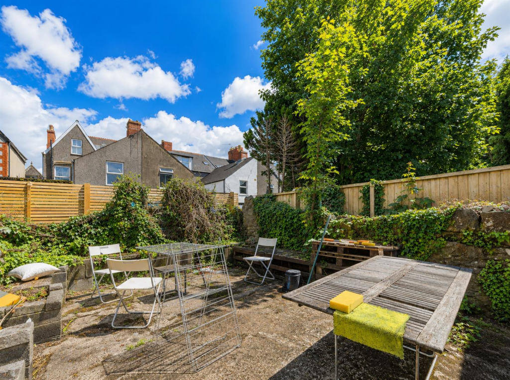 Cottrell Road, Roath, Cardiff - More