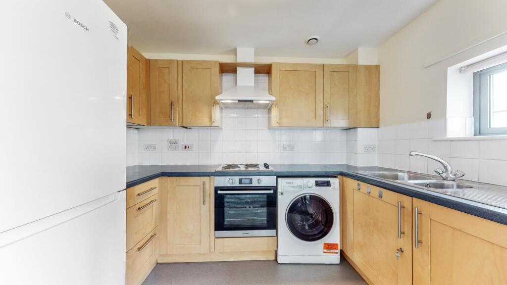 Apartment in London - More