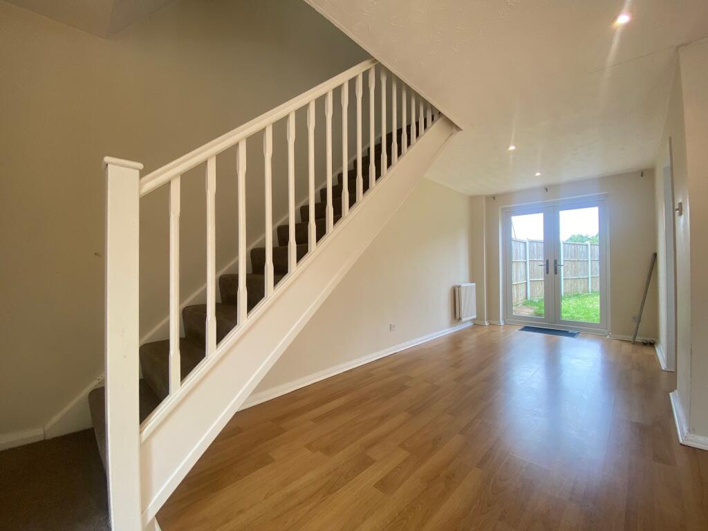 House in Worcester - View 5