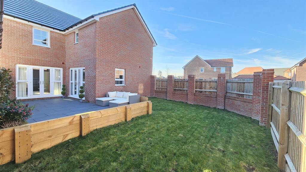 4-bed detached on Dunsmore Avenue, Bingham, £449,950