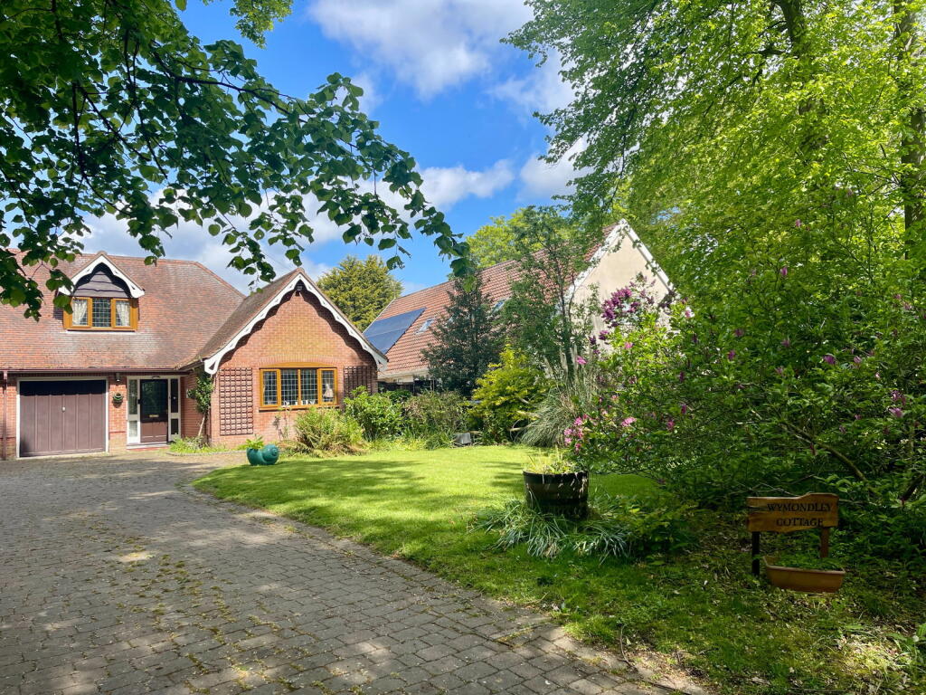 Main image of property: Low Road, Darsham, Saxmundham, IP17 3PU