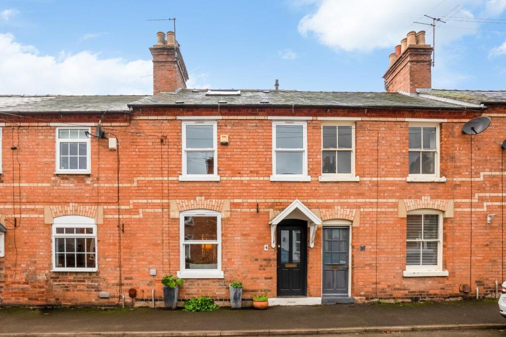 House in Stratford-on-Avon, Stratford-upon-Avon - View 2