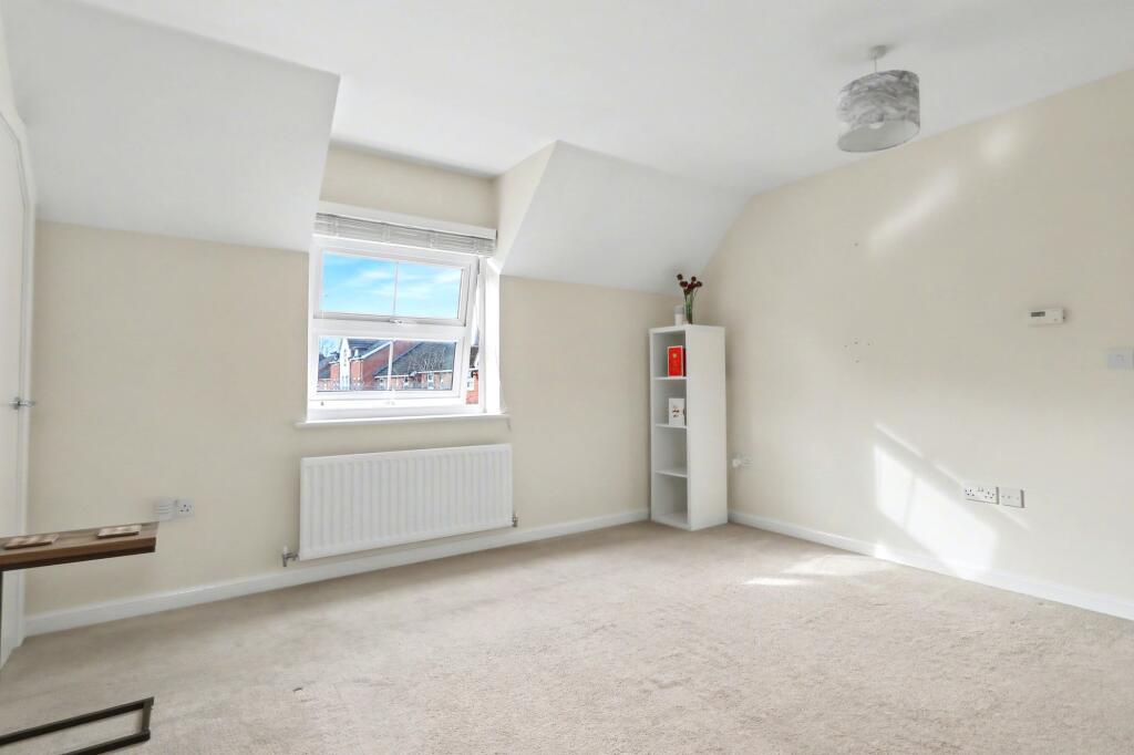 House in Southampton - View 4