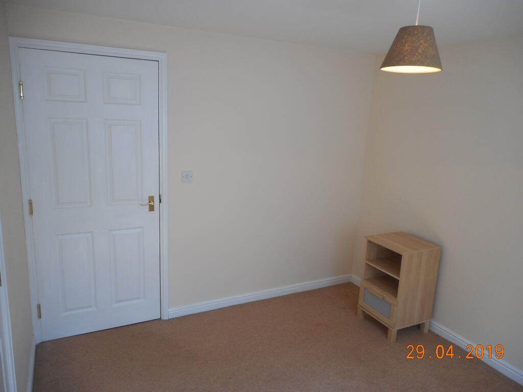 House in Newport - View 5