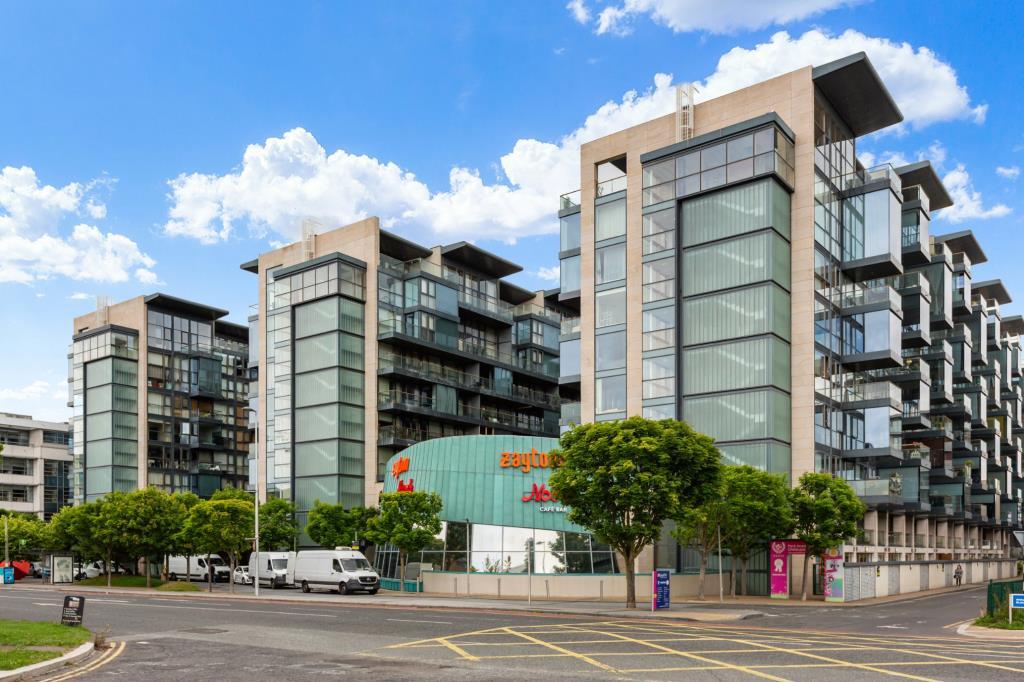 Main image of property: 102 The Cubes 4, Beacon South Quarter, Dublin 18, D18 VC37