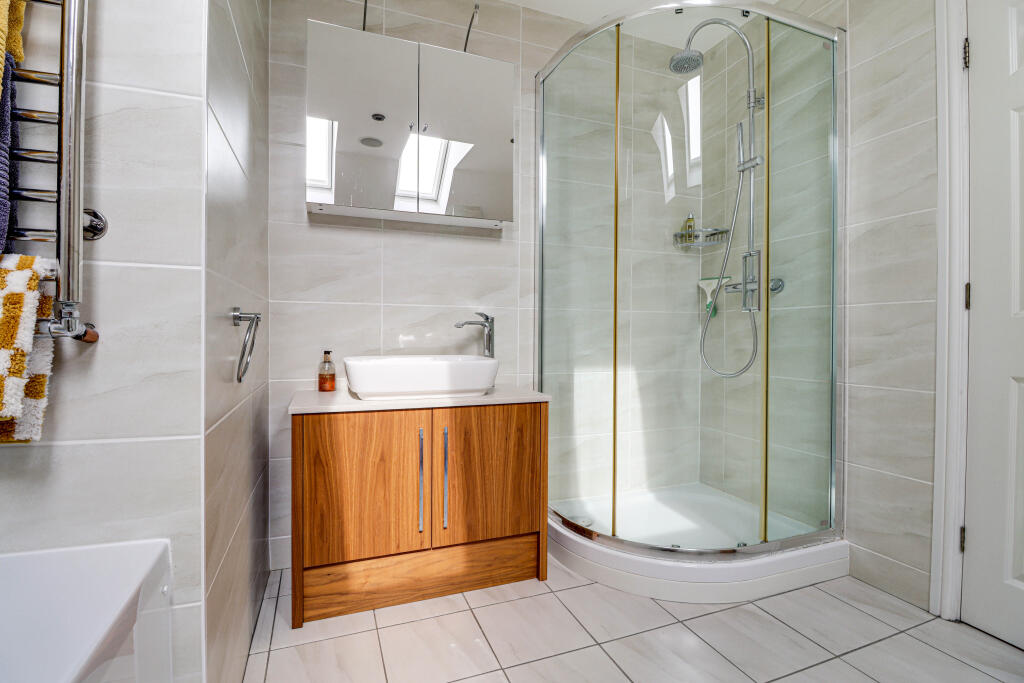 Additional image 21 of Kensington Close, St Albans, AL1