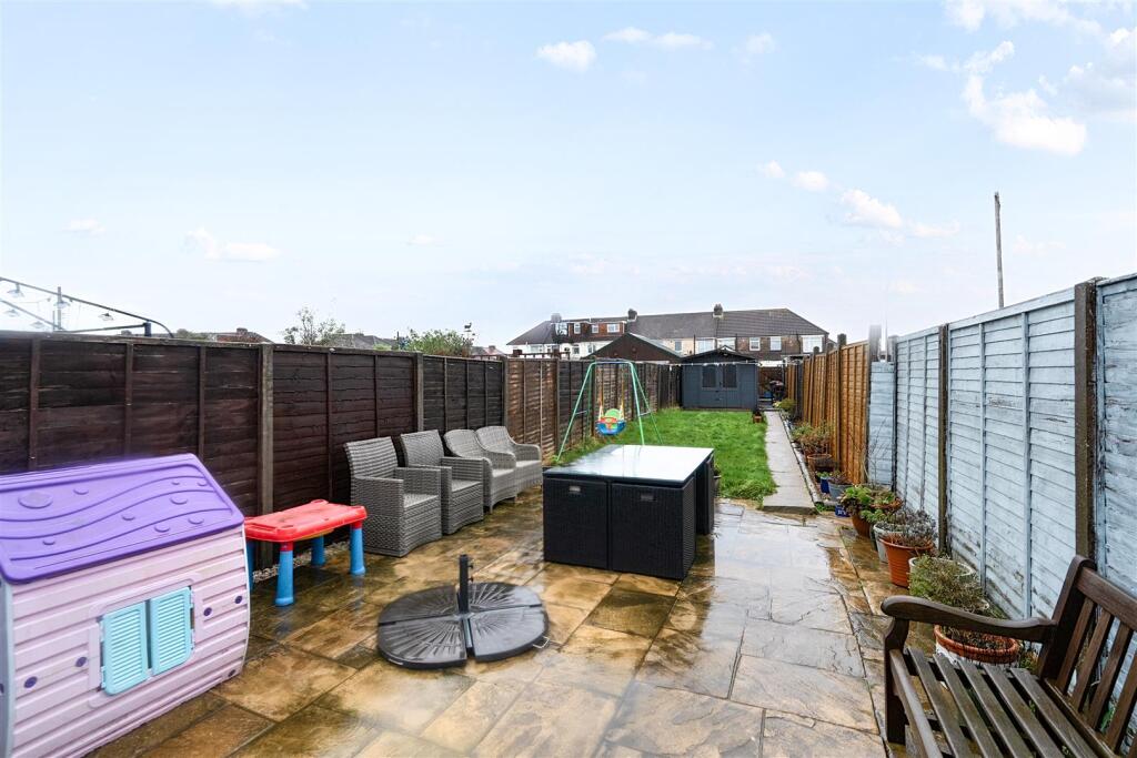 Sedgeley Grove, Elson, Gosport photo 4