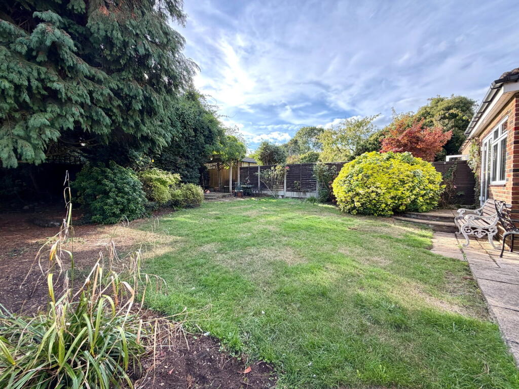 House in Gillingham, Parkwood - View 3