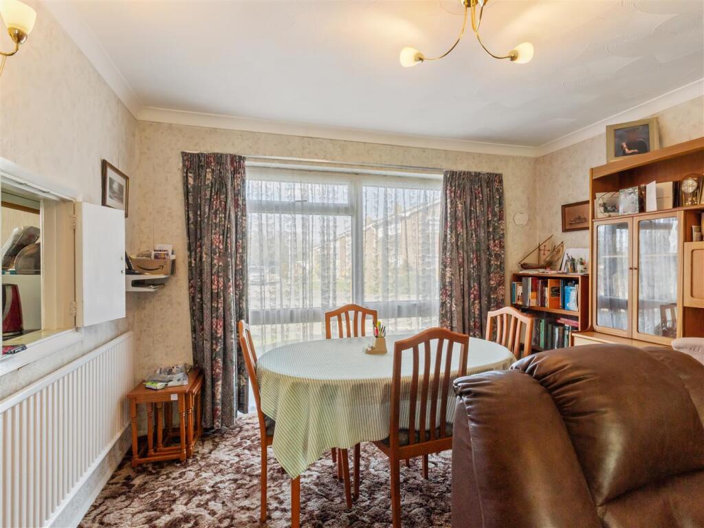 Boxgrove, Goring-By-Sea, Worthing photo 3