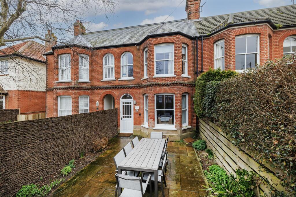 Main image of property: Stradbroke Road, Southwold