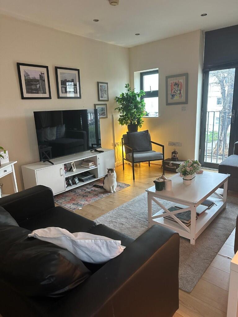 Main image of property: Hatfield Road, London, E15