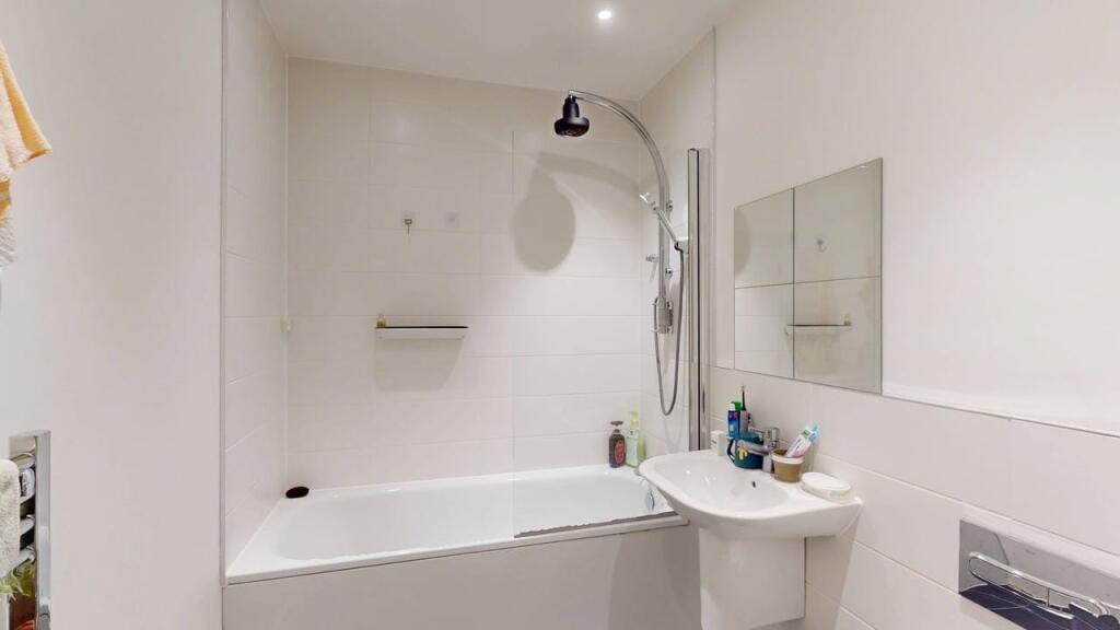 Apartment in London, Royal Borough of Greenwich - View 4