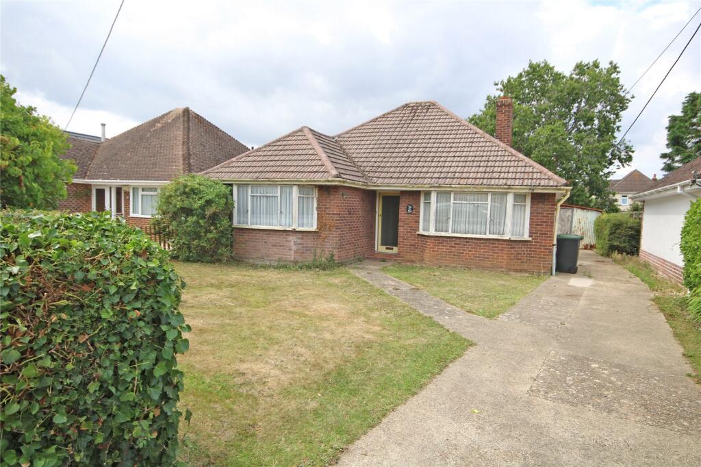 Main image of property: Avenue Road, Walkford, Christchurch, Dorset, BH23