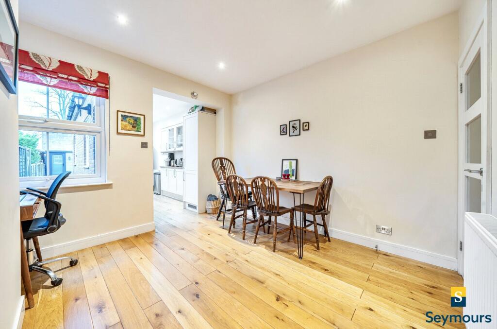 Station Road, Shalford, Guildford, Surrey, GU4 photo 3
