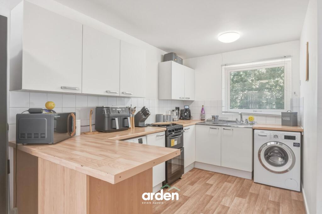 Whitchurch Close, Redditch, B98 - View 3