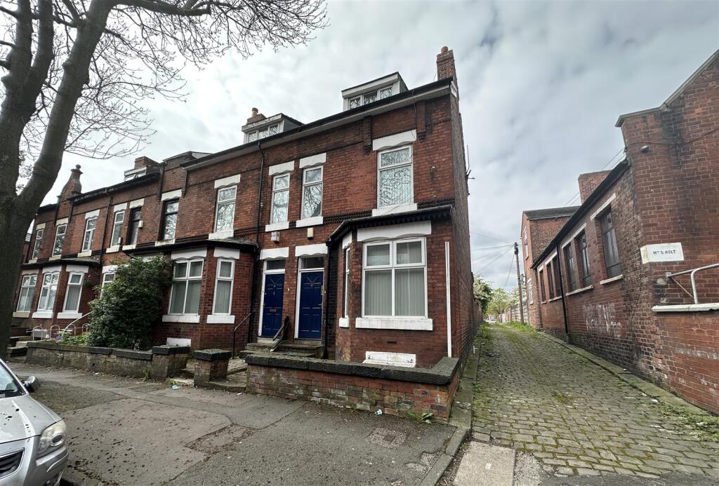 Main image of property: Hamilton Road, Longsight, £118pppw