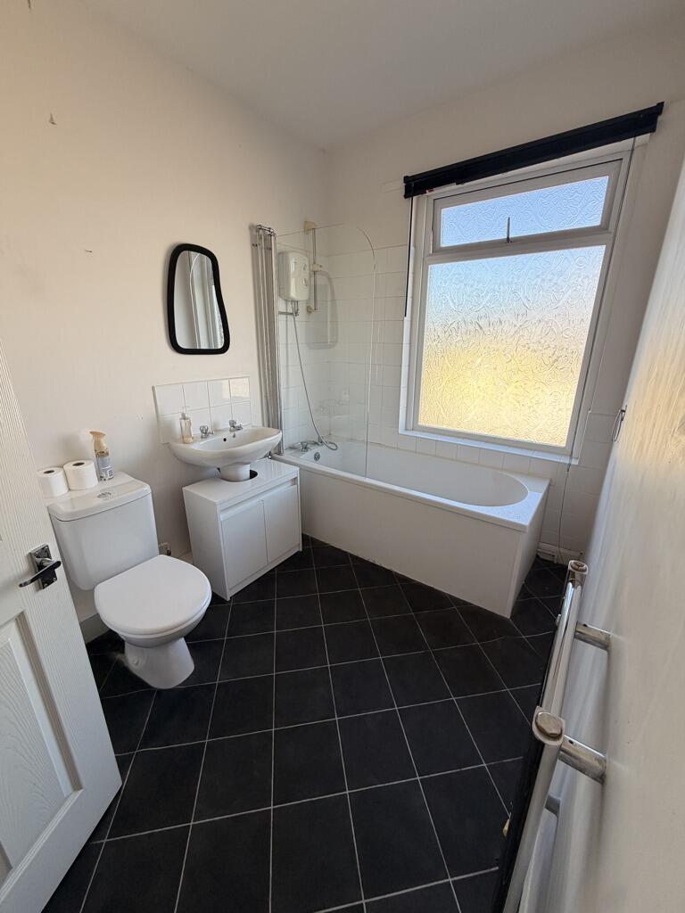 House in Sheffield - View 3