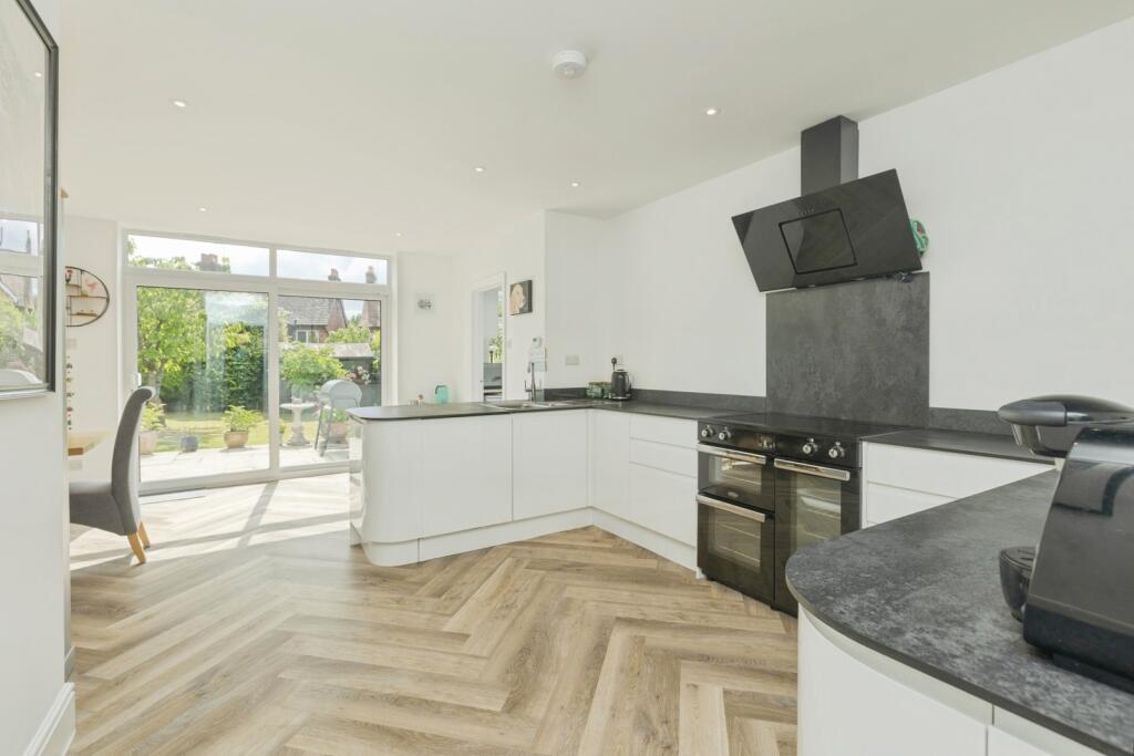 House in Tunbridge Wells, Kent - View 5