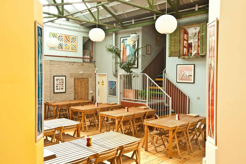 CANTEEN 1 (web).jpg