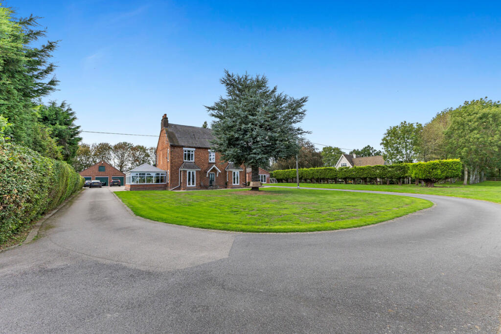 Main image of property: Wolvey Road, Bulkington, Bedworth CV12 9JX