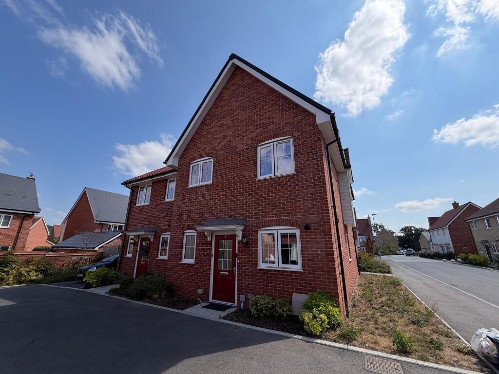 Main image of property: Southlands Farm Way, Wickford, Essex, SS11