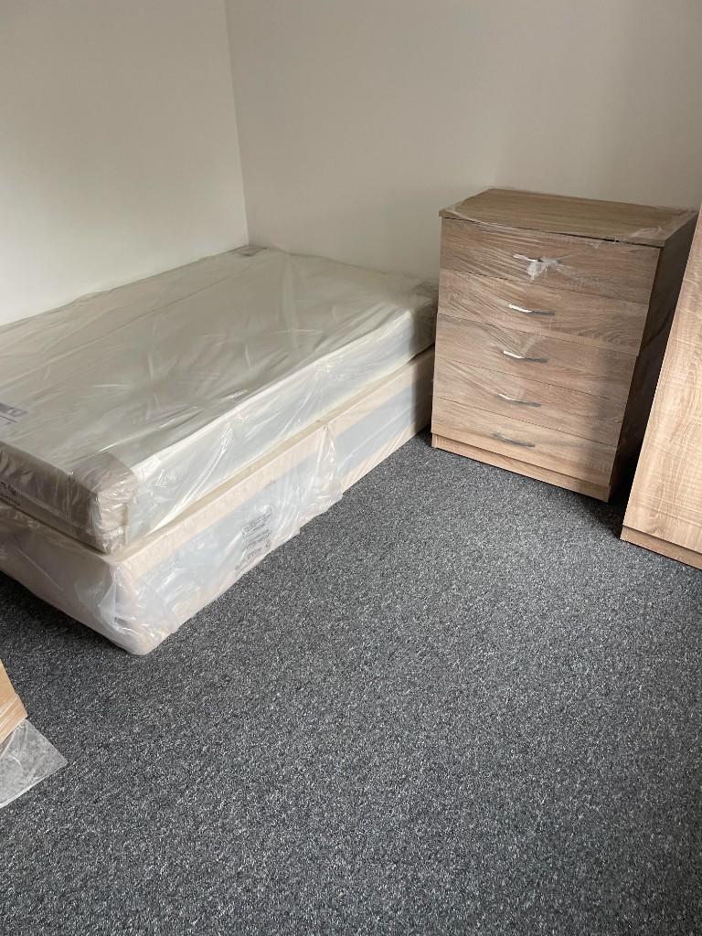 Main image of property: [F-10] 57A Rockstone Lane, Southampton, Hampshire, SO14