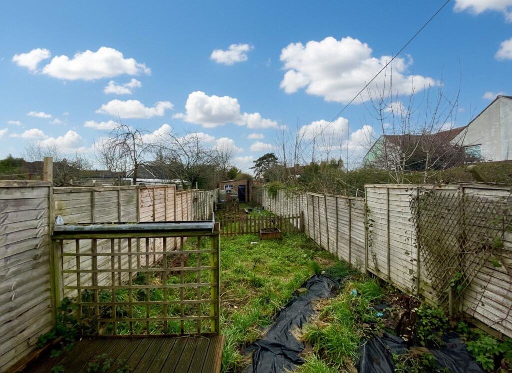 6 bedroom terraced house for rent