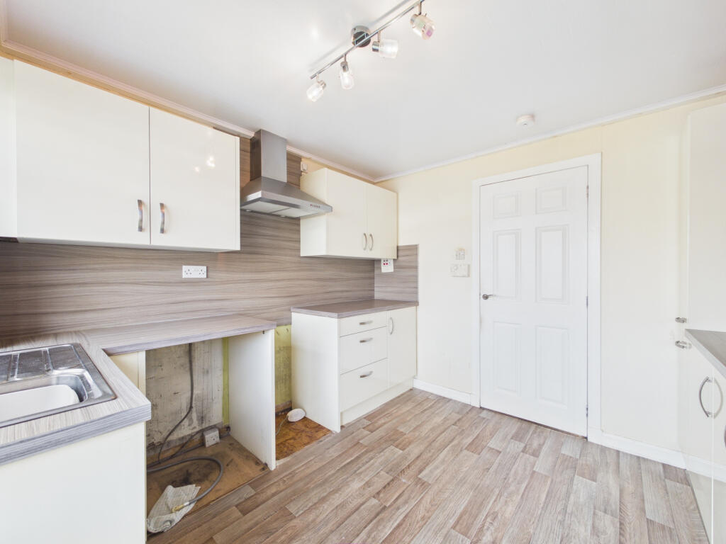 House in Perth - View 5