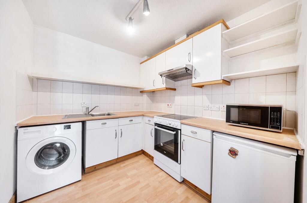 Apartment in London - View 3
