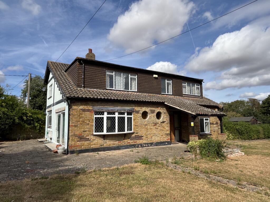 Main image of property: Hillview, Oxford Road, Horndon-On-The-Hill, Stanford-Le-Hope, Essex, SS17