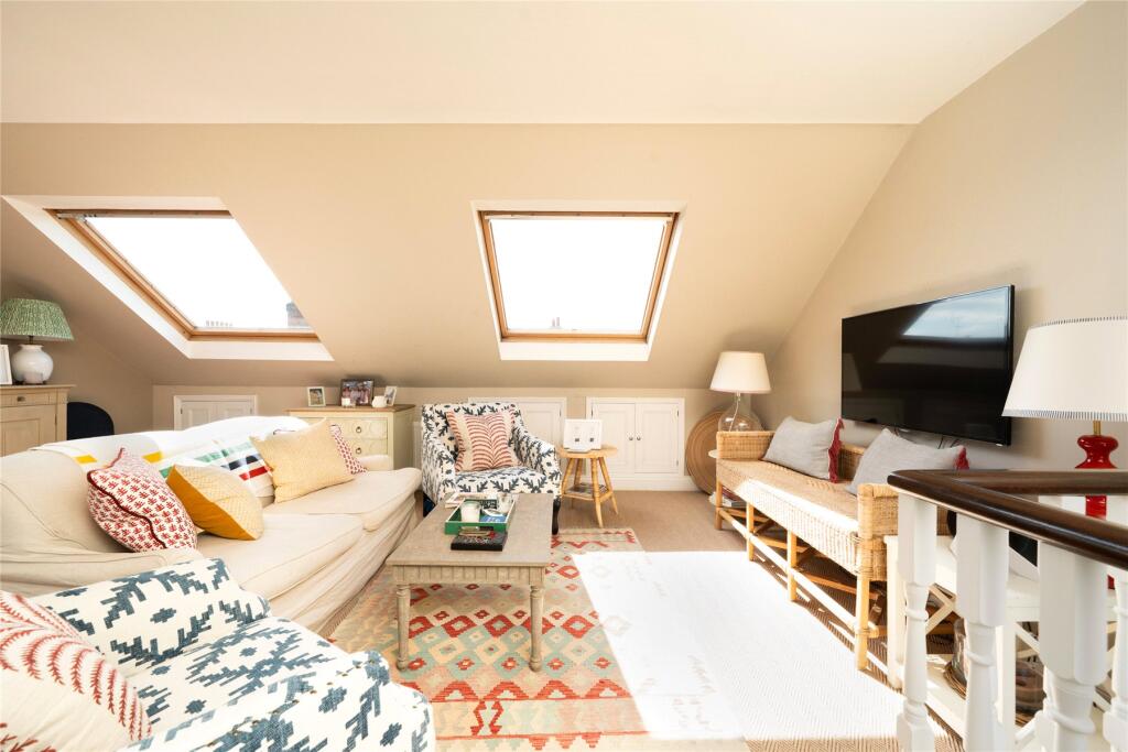 Main image of property: Albert Bridge Road, London, SW11